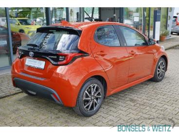 SPOTICAR Toyota Yaris Hybrid 1,5 Teamd Led Apple Carplay Android Auto Kl Gebraucht - Kleinwagen Hybrid Orange - Erkelenz - 1201273025_4