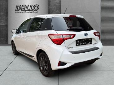 SPOTICAR Toyota Yaris 1.5 Hybrid Y20 Club Klimaautom Shz Keyless Entry K Gebraucht - Kleinwagen Benzin Weiß - Lübeck - 1201294297_3