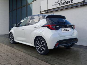 SPOTICAR Toyota Yaris Hybrid 130ps 1.5 Gr Sport Gebraucht - Kleinwagen Hybrid Weiß - Lauchringen - 1201298849_3