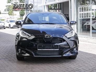 SPOTICAR Toyota Yaris Teamplayer Hybrid Comfort Safety-paket Shz Kamera Gebraucht - Kleinwagen Hybrid Schwarz - Ahrensburg - 1201304950_2
