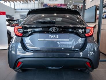 SPOTICAR Toyota Yaris Hybrid Teamplayer Comfortpaket Led Acc Apple Carpl Gebraucht - Kleinwagen Hybrid Grau - Rellingen - 1201311352_5