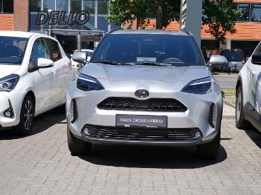SPOTICAR Toyota Yaris Teamplayer Hybrid Navi Led Acc Apple Carplay Andro Gebraucht - Kleinwagen Hybrid Silber - Rellingen - 1201318674_2
