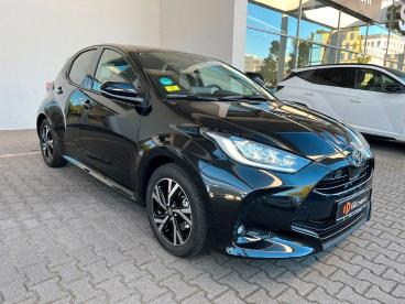 SPOTICAR Toyota Yaris 1.5 Teamplayer Kamera,led,matrix,shz,acc Gebraucht - Kleinwagen Hybrid Schwarz - Heidelberg - 1201324631_3