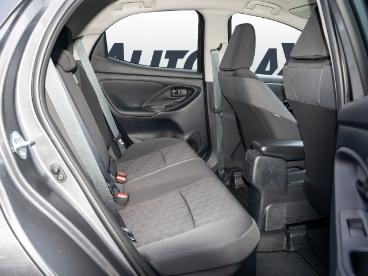SPOTICAR Toyota Yaris Hybrid 116 Teamplayer Comfortp Led Carplay Yaris H Gebraucht - Kleinwagen Benzin Grau - Aachen - 1201328207_3