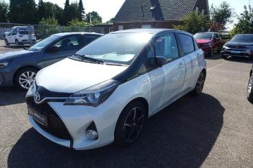 SPOTICAR Toyota Yaris 1.5 Vvt-i (hybrid) Style Hybrid Navi/autom Gebraucht - Kleinwagen Hybrid Weiß - Wiesmoor - 1201344939_2