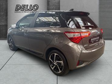 SPOTICAR Toyota Yaris Style Selection 1,5-l-vvt-i Hybrid Apple Carplay A Gebraucht - Kleinwagen Hybrid Grau - Rellingen - 1201347278_3