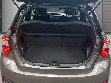 SPOTICAR Toyota Yaris Style Selection 1,5-l-vvt-i Hybrid Apple Carplay A Gebraucht - Kleinwagen Hybrid Grau - Rellingen - 1201347278_5
