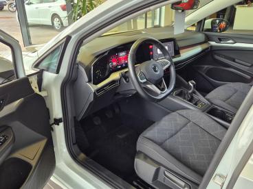 SPOTICAR Volkswagen Golf Life 1.5 Tsi Ahk*navi*led*lane-assist Gebraucht - Kleinwagen Benzin  - Zerbst - 1201211676_5