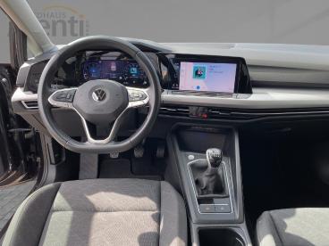 SPOTICAR Volkswagen Golf Life Kamera*led*navi*allwetter*apple*shz*pdc Gebraucht - Kleinwagen Benzin Schwarz - Bamberg - 1201275772_4