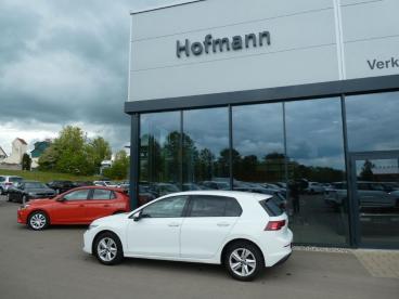 SPOTICAR Volkswagen Golf Viii Lim. 1.5 Tsi Life, Klima, Shz, Pdc Gebraucht - Kleinwagen Benzin Weiß - Bad Saulgau - 1201289088_3