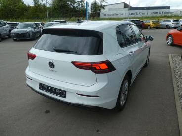 SPOTICAR Volkswagen Golf Viii Lim. 1.5 Tsi Life, Klima, Shz, Pdc Gebraucht - Kleinwagen Benzin Weiß - Bad Saulgau - 1201289088_5