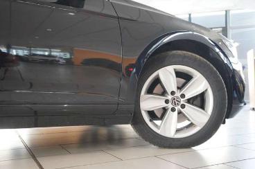 SPOTICAR Volkswagen Passat Passat Vari. 2.0d Business 4m Navi/kamera/sh/ahk Gebraucht - Limousine Benzin Schwarz - Schöningen - 1201145439_5