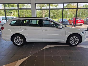 SPOTICAR Volkswagen Passat Busi 1.5 Tsi Harman-kardon*panoramadach Business Gebraucht - Limousine Benzin  - Zerbst - 1201156539_5