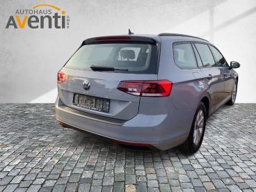 SPOTICAR Volkswagen Passat Ahk*dsg*navi*pdc*acc*led*winter Paket* Basis Gebraucht - Limousine Diesel  - Bamberg - 1201201636_3