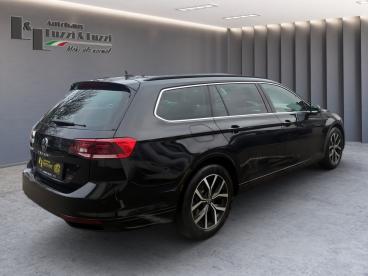 SPOTICAR Volkswagen Passat Business*shz*navi*klimaaut* Gebraucht - Limousine Diesel Schwarz - München - 1201209342_5