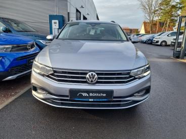 SPOTICAR Volkswagen Passat 2.0 Business Led/navi/ahk/shz/allwetter Gebraucht - Limousine Diesel  - Potsdam - 1201212020_2