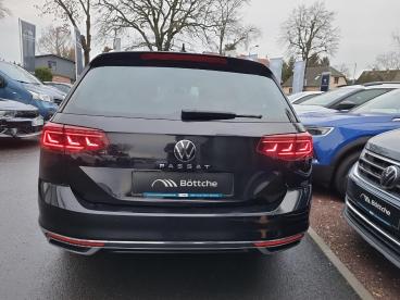 SPOTICAR Volkswagen Passat 2.0 Elegance Matrix/ahk/shz/kamera Gebraucht - Limousine Diesel Schwarz - Bad Belzig - 1201229374_5