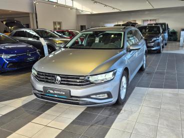 SPOTICAR Volkswagen Passat 1.5 Tsi Dsg Ahk*iqdrive*pdc Business Gebraucht - Limousine Benzin  - Zerbst - 1201236335_2