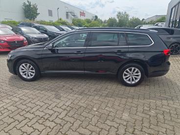 SPOTICAR Volkswagen Passat Navi Ahk Acc Led Gebraucht - Limousine Benzin Schwarz - Halberstadt - 1201293956_2
