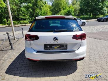 SPOTICAR Volkswagen Passat Business Ahk-klappbar Navi Led Kurvenlicht Acc App Gebraucht - Limousine Diesel Weiß - Zossen - 1201296417_5
