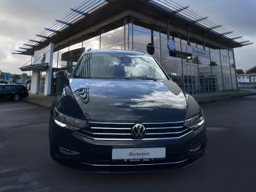 SPOTICAR Volkswagen Passat 2.0 Tdi Dsg Business Navi-pro R-line Sport-p. Gebraucht - Limousine Diesel Schwarz - Brilon - 1201349901_2