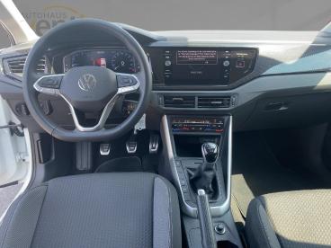 SPOTICAR Volkswagen Polo Active Led*pdc*shz*park Assist*apple*android Gebraucht - Kleinwagen Benzin Weiß - Bamberg - 1201297441_4