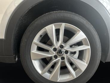 SPOTICAR Volkswagen T-cross 1.0 Tsi Dsg Life 17 Alu Rfk Sitzhzg. Led Gebraucht - Suv Benzin Silber - Brilon - 1201213893_2