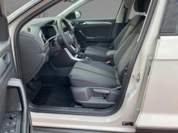 SPOTICAR Volkswagen T-roc Life *acc*park Assist*kamera*shz*apple*pdc* Gebraucht - Suv Benzin Grau - Bamberg - 1201275790_4