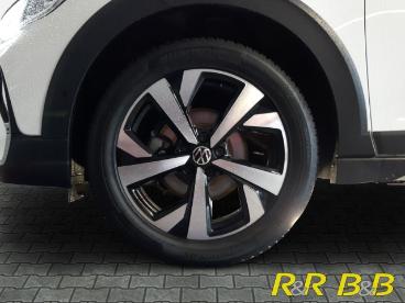 SPOTICAR Volkswagen Taigo 1.5 Tsi Style At7+digitales Cockpit+led+acc+apple+ Gebraucht - Geländewagen Benzin  - Soest - 1201211405_5