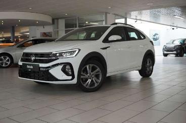 SPOTICAR Volkswagen Taigo 1.0 Tsi R-line Navi/led/kamera/sport/dab+ Gebraucht - Geländewagen Benzin Weiß - Schöningen - 1201310741_3
