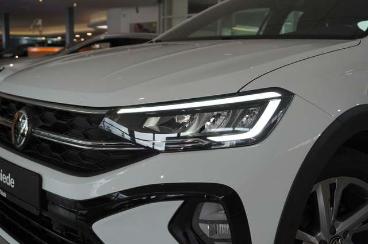 SPOTICAR Volkswagen Taigo 1.0 Tsi R-line Navi/led/kamera/sport/dab+ Gebraucht - Geländewagen Benzin Weiß - Schöningen - 1201310741_5