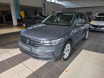 SPOTICAR Volkswagen Tiguan Move 1.5 Tsi Act Android Pdc Navi Shz Gebraucht - Suv Benzin Grau - Zerbst - 1201198224_2
