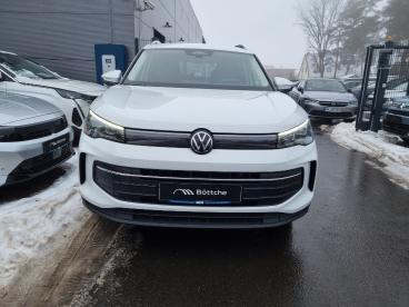 SPOTICAR Volkswagen Tiguan 1.5 Etsi Life Led Plus/ahk/navi/kamera/allwetter 1 Gebraucht - Suv Benzin  - Bad Belzig - 1201229371_2