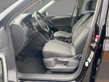 SPOTICAR Volkswagen Tiguan Life *led*acc*navi*park Assist*shz*pdc* Gebraucht - Suv Benzin Schwarz - Bamberg - 1201235514_4