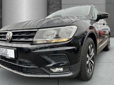 SPOTICAR Volkswagen Tiguan Iq.drive Anhangerkupplung Allwetterreifen Gebraucht - Suv Benzin Schwarz - Parchim - 1201241357_4