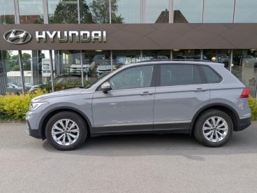 SPOTICAR Volkswagen Tiguan 1.5 Tsi Opf Dsg Life Gebraucht - Suv Benzin  - Herford - 1201296740_2