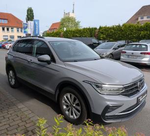 SPOTICAR Volkswagen Tiguan 1.5 Tsi Opf Dsg Life Gebraucht - Suv Benzin  - Herford - 1201296740_5