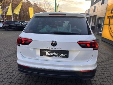 SPOTICAR Volkswagen Tiguan 2.0 Tdi Scr Dsg Active +ahk+navi+ Gebraucht - Suv Diesel Weiß - Espelkamp - 1201296842_5