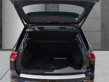 SPOTICAR Volkswagen Tiguan Highline 4motion 2.0 Tdi,navi+hud+led+park Distanc Gebraucht - Suv Diesel Schwarz - Hildesheim - 1201355402_5