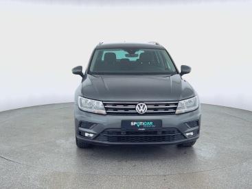 SPOTICAR Volkswagen Tiguan Comfortline 1.5*shz*navi*ahk*acc*pdc*uvm Gebraucht - Suv Benzin Grau - Holzminden - 1201356367_3