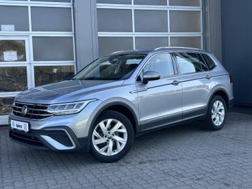 SPOTICAR Volkswagen Tiguan Allspace Life Acc Ahk Pdc Navi Led 7-sitz Gebraucht - Suv Benzin Silber - Nortorf - 1201308521_1