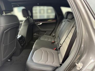 SPOTICAR Volkswagen Touareg R-line Final Edition 3.0 V6 Scr Gebraucht - Suv Diesel Grau - München - 1201299150_5