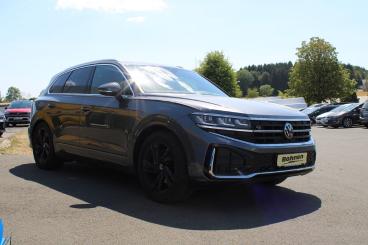 SPOTICAR Volkswagen Touareg 3.0 Tdi4motion R-line/leder/led/acc/ahk Gebraucht - Suv Diesel Grau - Prüm - 1201330881_2