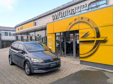 SPOTICAR Volkswagen Touran 1.5 Tsi Dsg Move **ahk*navi*acc** Gebraucht - Familienauto Benzin Grau - Furth Im Wald - 1201215295_2