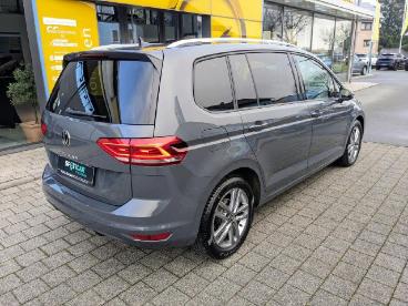 SPOTICAR Volkswagen Touran 1.5 Tsi Dsg Move **ahk*navi*acc** Gebraucht - Familienauto Benzin Grau - Furth Im Wald - 1201215295_4