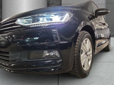 SPOTICAR Volkswagen Touran Comfortline 2.0 Tdi Dsg Discover Pro Climatronic A Gebraucht - Familienauto Diesel Schwarz - Hamburg - 1201261253_4