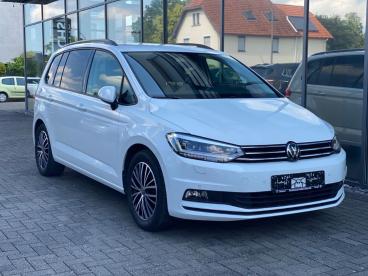 SPOTICAR Volkswagen Touran Comfortline Led Kamera Acc 7 Sitzer Gebraucht - Familienauto Benzin Weiß - Detmold - 1201295925_1