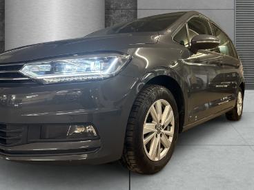 SPOTICAR Volkswagen Touran Comfortline 1.5 Tsi Dsg Discover Pro Climatronic A Gebraucht - Familienauto Benzin Grau - Hamburg - 1201333796_4