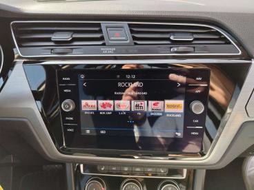 SPOTICAR Volkswagen Touran Shz Navi Ahk Acc Led Gebraucht - Familienauto Diesel Grau - Halberstadt - 1201344000_2