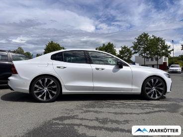 SPOTICAR Volvo S60 B4 Plus Dark Acc/360°/sthz/lhz/h&k/pano Gebraucht - Limousine Benzin Weiß - Gütersloh - 1201294426_3